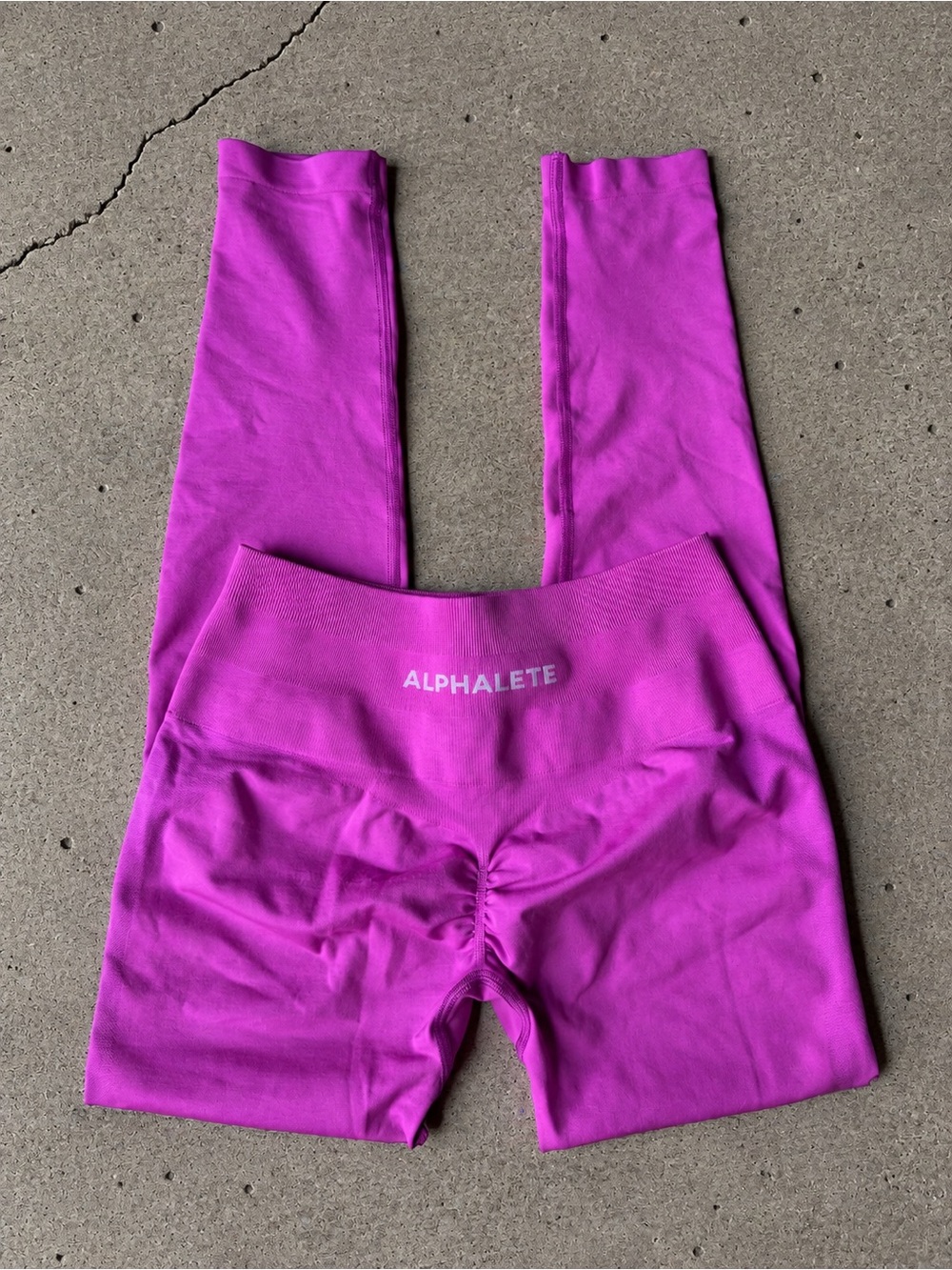 Alphalete Pink Scrunch Butt Seamless Leggings